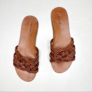 A Detacher Martha Sandal Woven Leather Brown Size 7